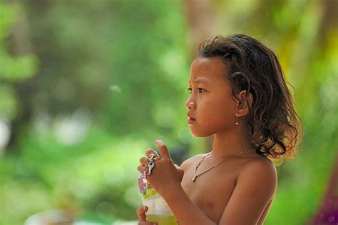 naked cambodia women